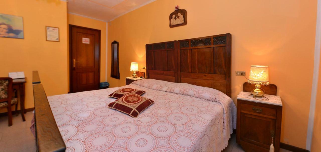 B&B Il Pavone Буссето Екстер'єр фото